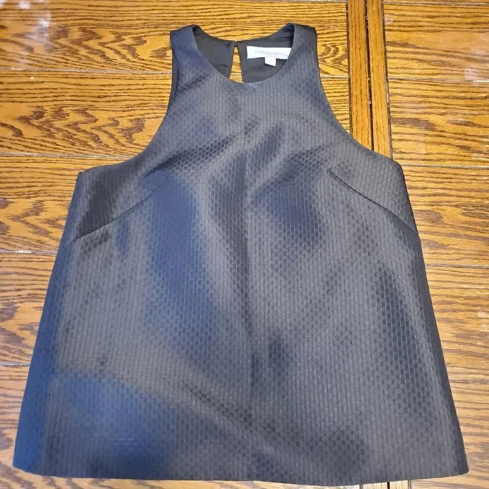Finders Keepers black sleeveless blouse sz XS